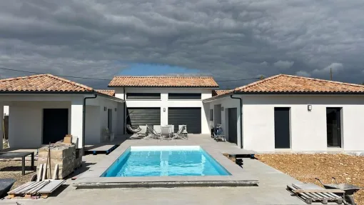 Pose carrelage sur plot extérieur d'une maison à Port-des-Barques, Saintes, SARL Sébastien BLOMME